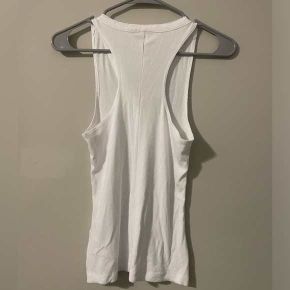 NWT - Ladies Guess Button-Up Morrison Tank - White - Size: S - Picture 3 of 3